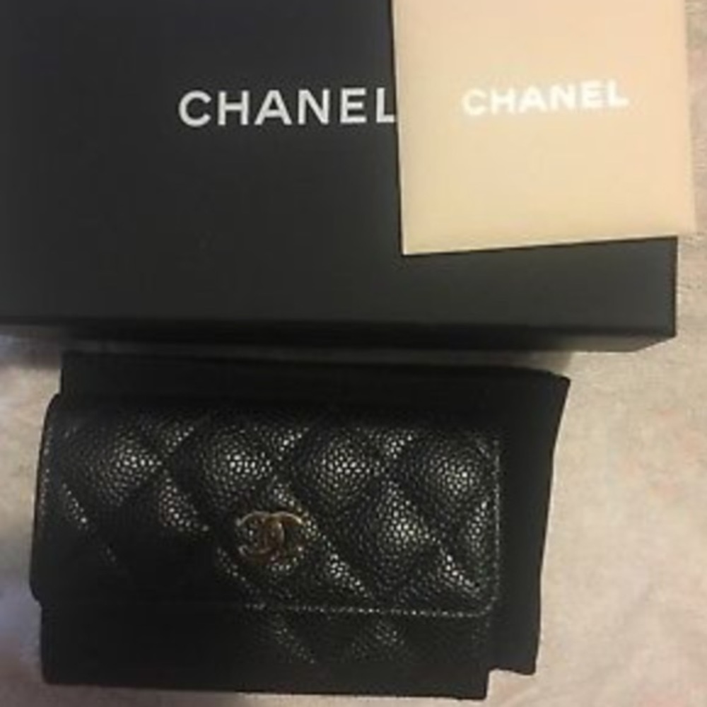 Chanel card holder wallet (black caviar)